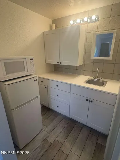 500 University, Reno, Nevada 89501, 1 Bedroom Bedrooms, ,1 BathroomBathrooms,Residential Lease,Manufactured,University,0,260009135
