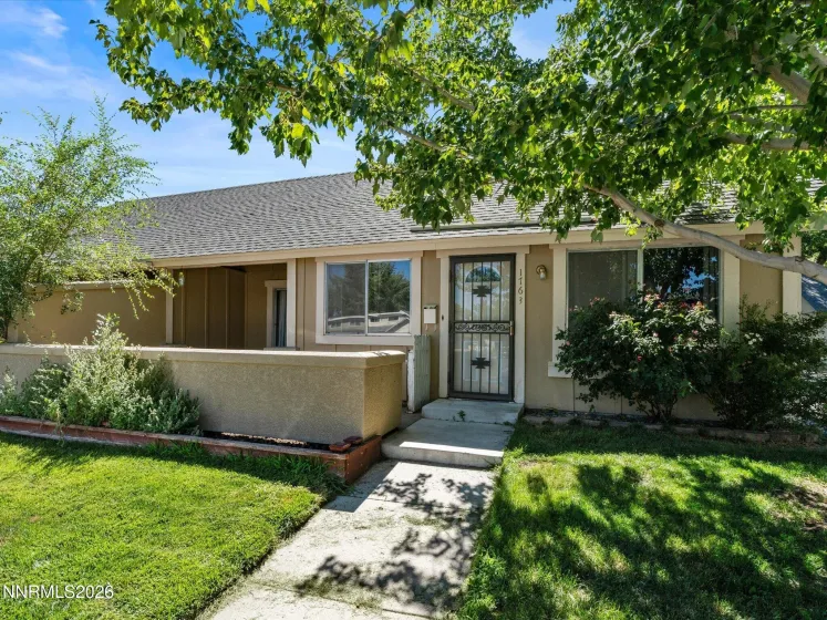 1763 London, Sparks, Nevada 89431, 2 Bedrooms Bedrooms, ,2 BathroomsBathrooms,Residential,Residential,London,0,260009195