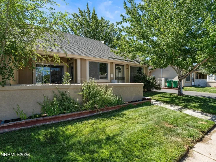 1763 London, Sparks, Nevada 89431, 2 Bedrooms Bedrooms, ,2 BathroomsBathrooms,Residential,Residential,London,0,260009195