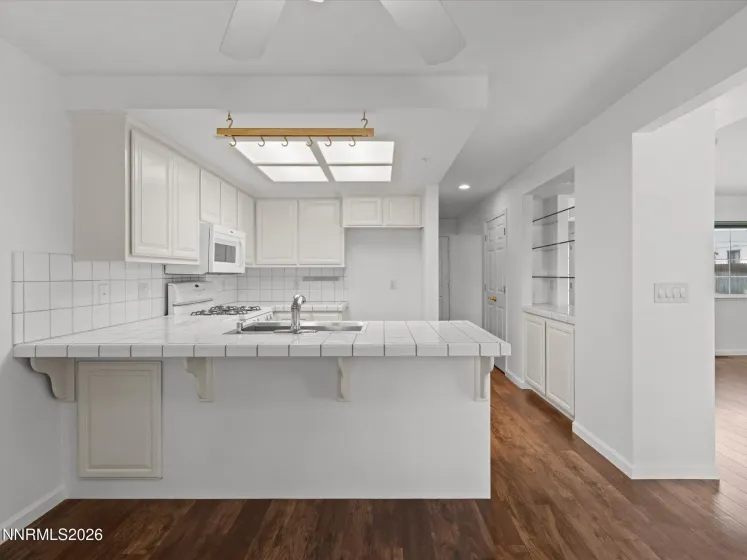 1179 Cottonwood, Gardnerville, Nevada 89410, 2 Bedrooms Bedrooms, ,3 BathroomsBathrooms,Residential,Residential,Cottonwood,0,260009196