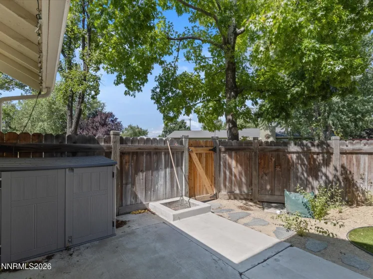 1179 Cottonwood, Gardnerville, Nevada 89410, 2 Bedrooms Bedrooms, ,3 BathroomsBathrooms,Residential,Residential,Cottonwood,0,260009196
