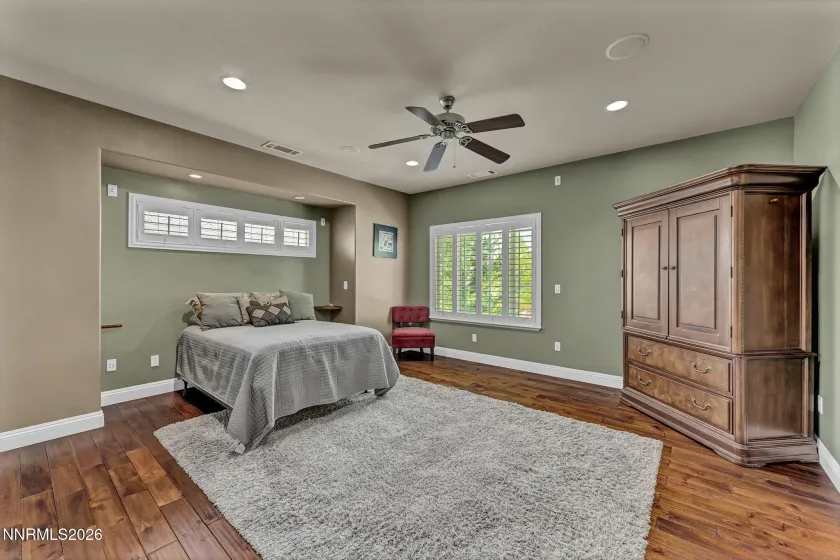 6325 Firebee, Sparks, Nevada 89436, 4 Bedrooms Bedrooms, ,5 BathroomsBathrooms,Residential,Residential,Firebee,0,260009199