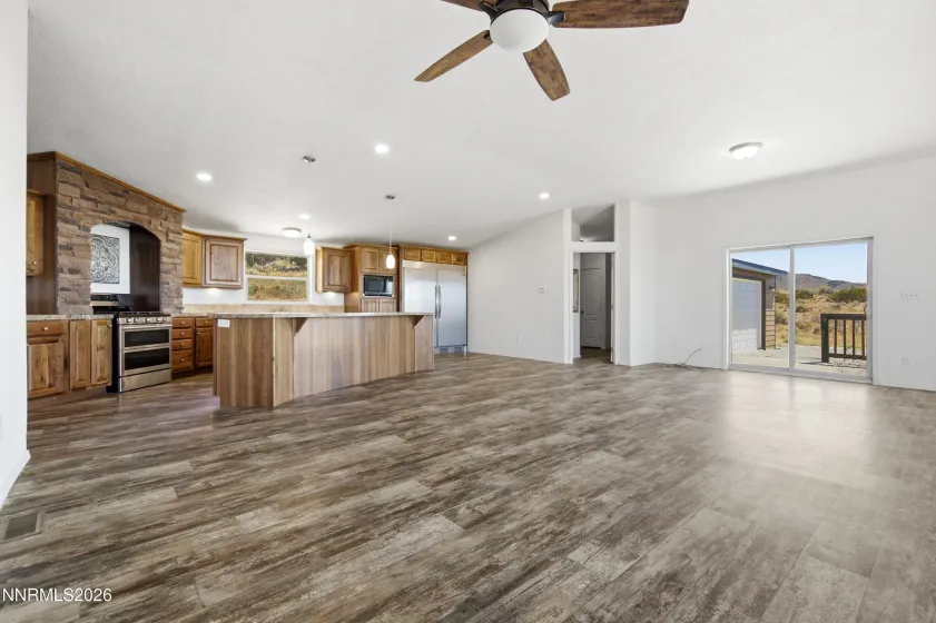 1260 Goldstone, Reno, Nevada 89508, 4 Bedrooms Bedrooms, ,3 BathroomsBathrooms,Residential,Residential,Goldstone,0,260009208