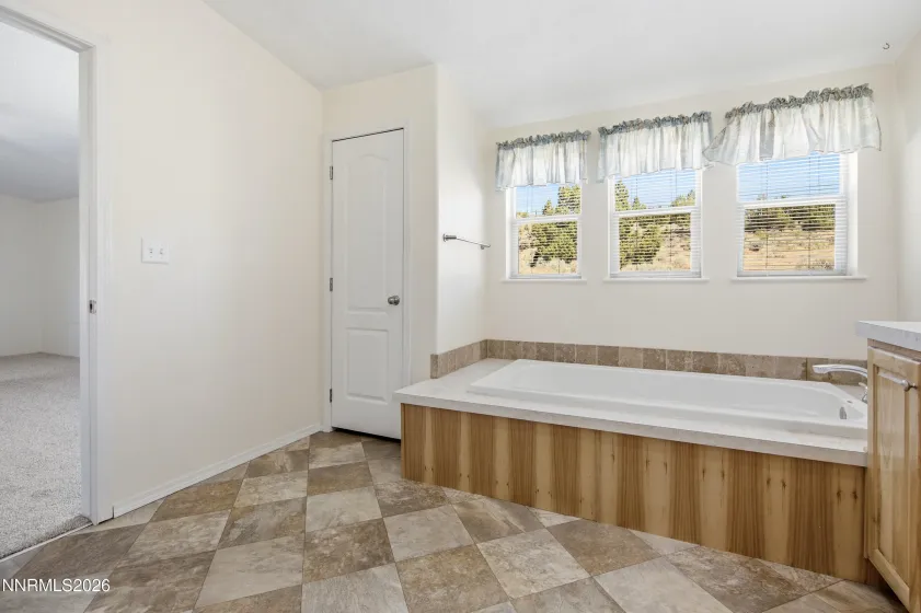 1260 Goldstone, Reno, Nevada 89508, 4 Bedrooms Bedrooms, ,3 BathroomsBathrooms,Residential,Residential,Goldstone,0,260009208