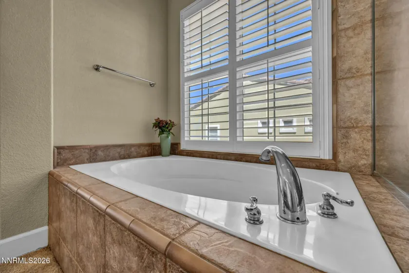 2945 Granite Pointe, Reno, Nevada 89511, 4 Bedrooms Bedrooms, ,3 BathroomsBathrooms,Residential,Residential,Granite Pointe,0,260009210
