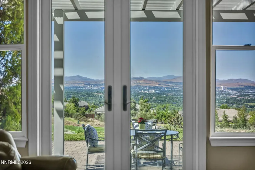2945 Granite Pointe, Reno, Nevada 89511, 4 Bedrooms Bedrooms, ,3 BathroomsBathrooms,Residential,Residential,Granite Pointe,0,260009210