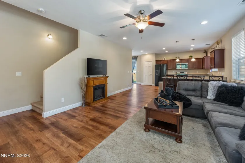 3669 Hollywood Park, Reno, Nevada 89512, 4 Bedrooms Bedrooms, ,3 BathroomsBathrooms,Residential,Residential,Hollywood Park,0,260009215