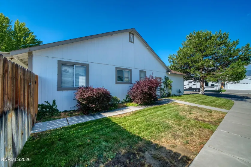 3545 Smoketree, Carson City, Nevada 89705, 3 Bedrooms Bedrooms, ,2 BathroomsBathrooms,Residential,Residential,Smoketree,0,260009217