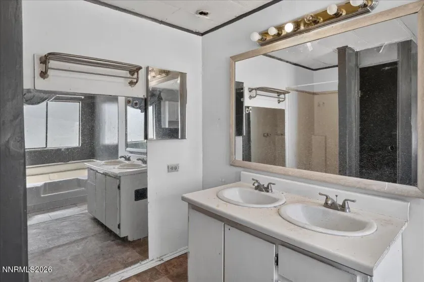 399 Six Mile Canyon, Dayton, Nevada 89403, 3 Bedrooms Bedrooms, ,2 BathroomsBathrooms,Residential,Residential,Six Mile Canyon,0,260009226