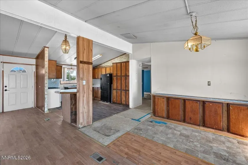 399 Six Mile Canyon, Dayton, Nevada 89403, 3 Bedrooms Bedrooms, ,2 BathroomsBathrooms,Residential,Residential,Six Mile Canyon,0,260009226