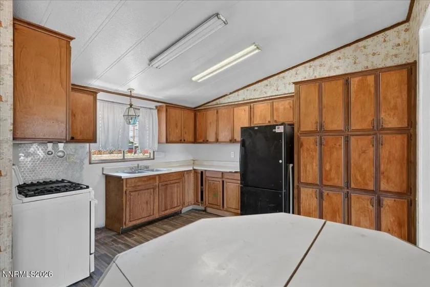 399 Six Mile Canyon, Dayton, Nevada 89403, 3 Bedrooms Bedrooms, ,2 BathroomsBathrooms,Residential,Residential,Six Mile Canyon,0,260009226
