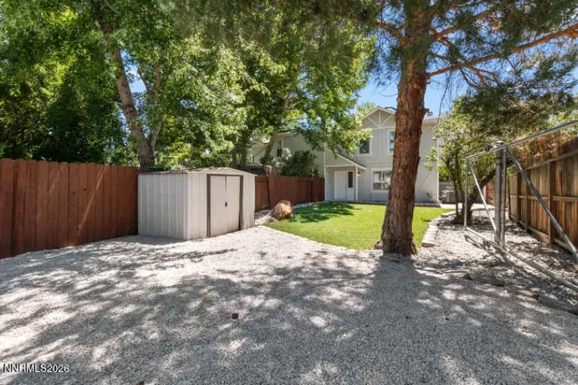 7560 Young, Reno, Nevada 89511, 3 Bedrooms Bedrooms, ,3 BathroomsBathrooms,Residential,Residential,Young,0,260009227