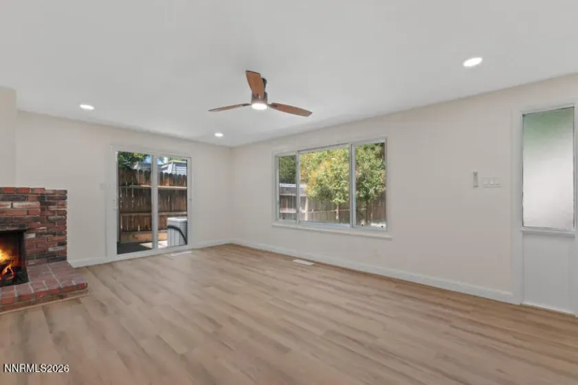7560 Young, Reno, Nevada 89511, 3 Bedrooms Bedrooms, ,3 BathroomsBathrooms,Residential,Residential,Young,0,260009227