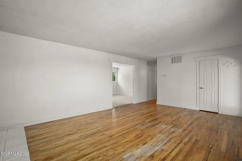 1401 Surf, Reno, Nevada 89503, 3 Bedrooms Bedrooms, ,2 BathroomsBathrooms,Residential,Residential,Surf,0,260009228
