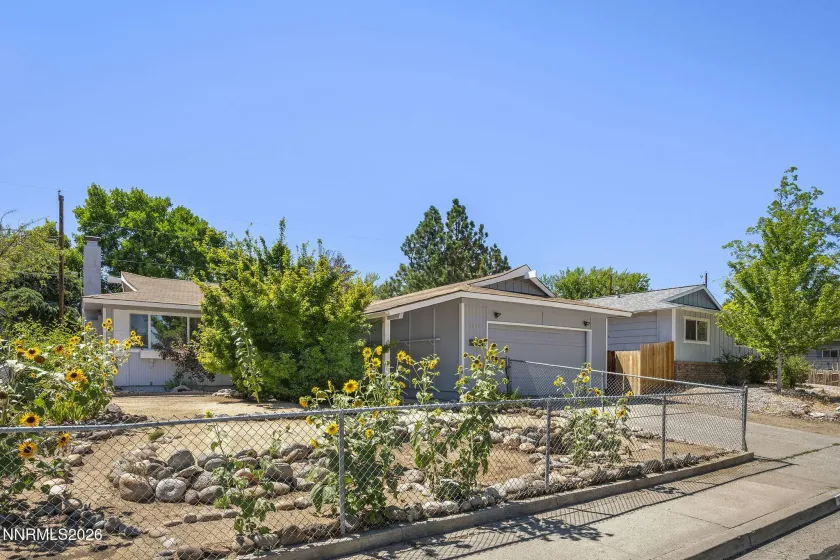 1401 Surf, Reno, Nevada 89503, 3 Bedrooms Bedrooms, ,2 BathroomsBathrooms,Residential,Residential,Surf,0,260009228