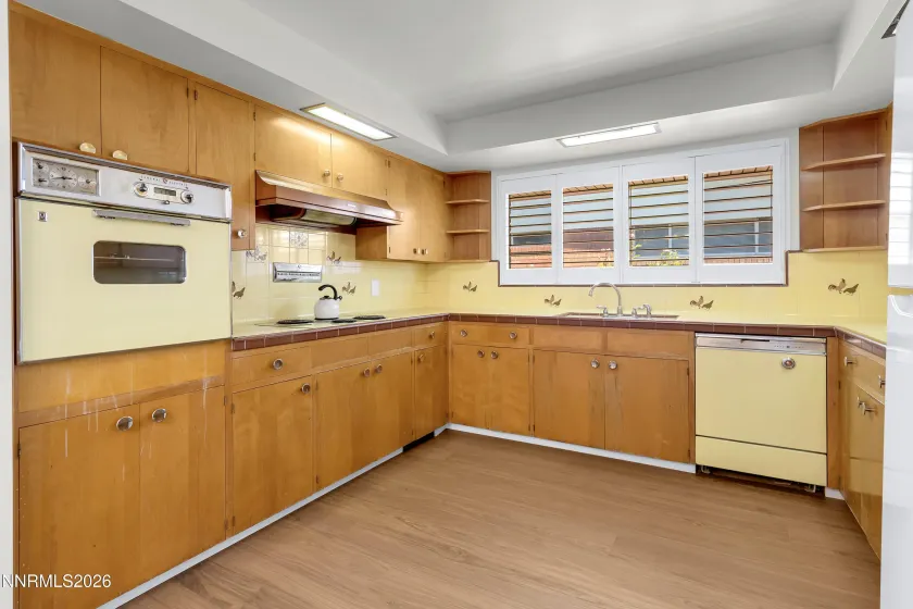 1525 California, Reno, Nevada 89509, 3 Bedrooms Bedrooms, ,2 BathroomsBathrooms,Residential,Residential,California,0,260009231
