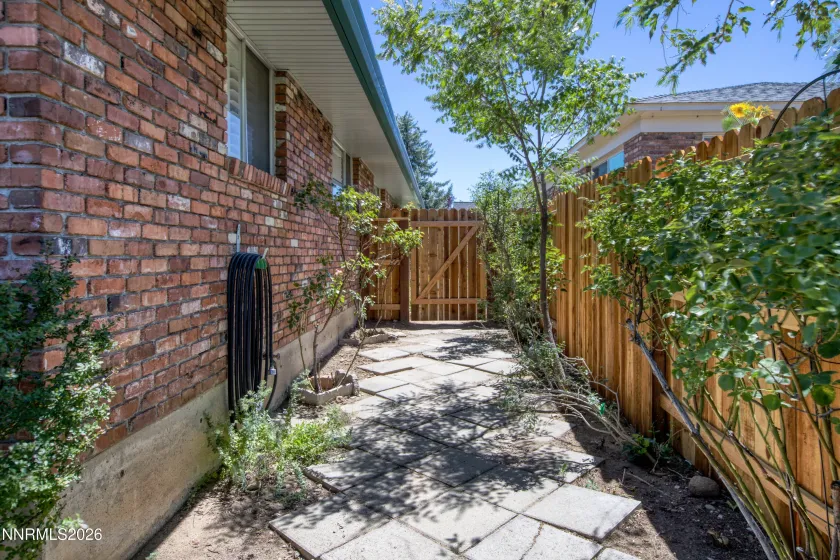 1525 California, Reno, Nevada 89509, 3 Bedrooms Bedrooms, ,2 BathroomsBathrooms,Residential,Residential,California,0,260009231
