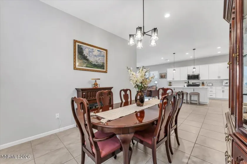 2368 Silent Creek, Sparks, Nevada 89436, 2 Bedrooms Bedrooms, ,2 BathroomsBathrooms,Residential,Residential,Silent Creek,0,260009238