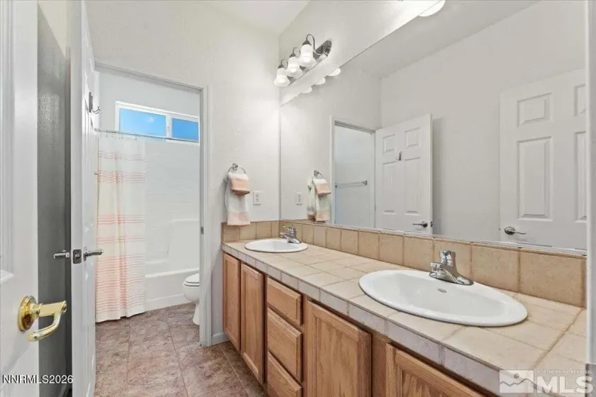 754 Grayhawk, Dayton, Nevada 89403, 4 Bedrooms Bedrooms, ,3 BathroomsBathrooms,Residential,Residential,Grayhawk,0,260009240