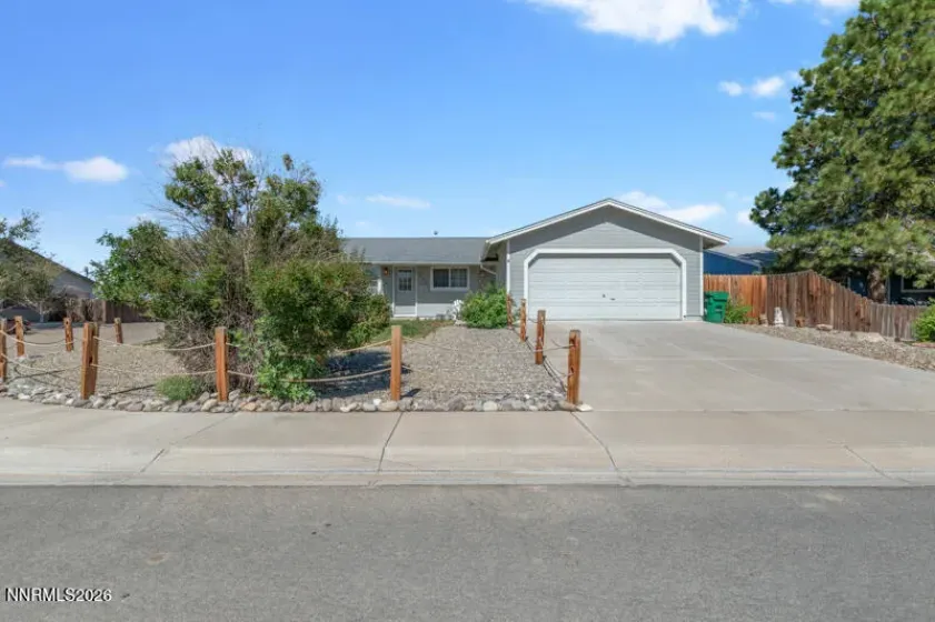 561 Yellow Jacket, Dayton, Nevada 89403, 3 Bedrooms Bedrooms, ,2 BathroomsBathrooms,Residential,Residential,Yellow Jacket,0,260009242