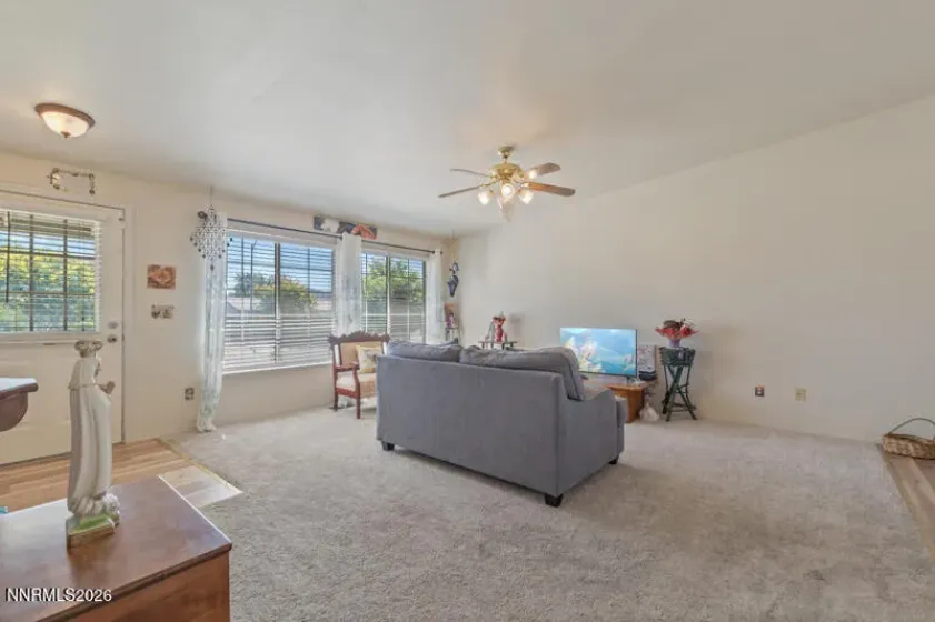 561 Yellow Jacket, Dayton, Nevada 89403, 3 Bedrooms Bedrooms, ,2 BathroomsBathrooms,Residential,Residential,Yellow Jacket,0,260009242