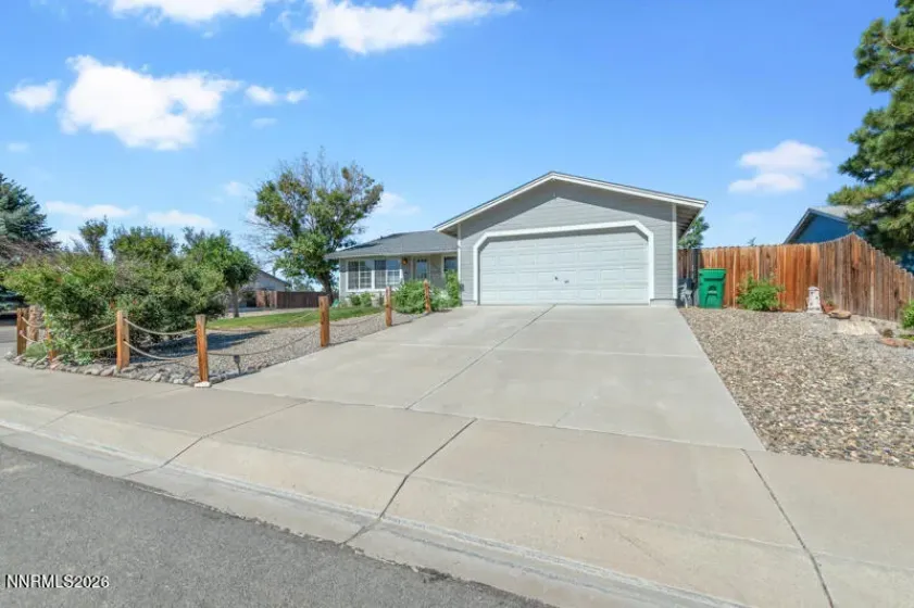 561 Yellow Jacket, Dayton, Nevada 89403, 3 Bedrooms Bedrooms, ,2 BathroomsBathrooms,Residential,Residential,Yellow Jacket,0,260009242