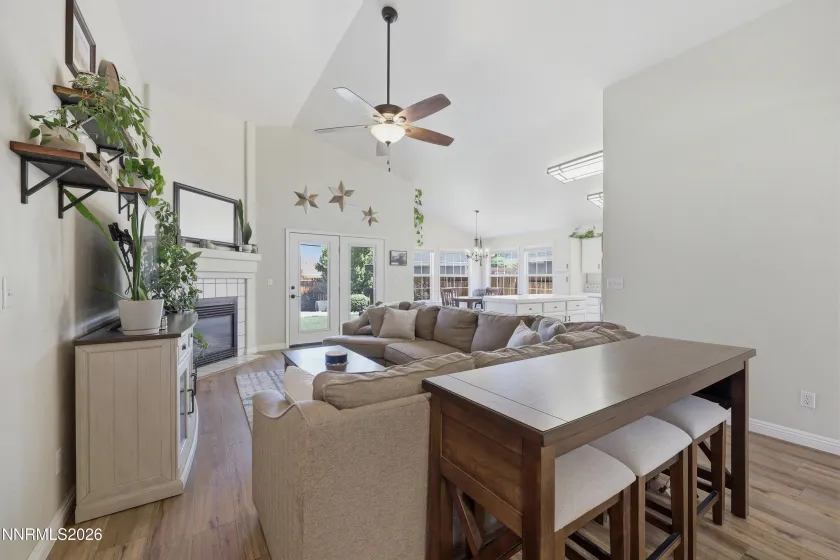 522 Pavilion, Carson City, Nevada 89701, 3 Bedrooms Bedrooms, ,2 BathroomsBathrooms,Residential,Residential,Pavilion,0,260009244