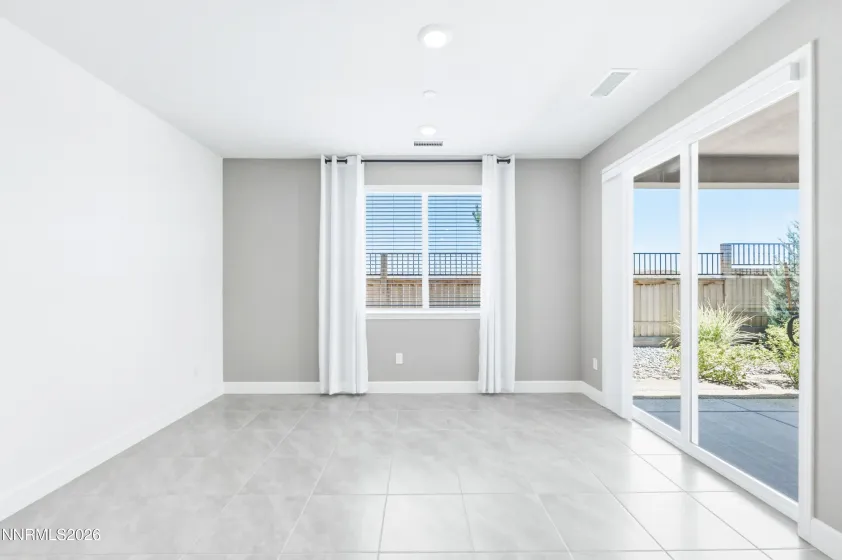 6782 Pilot Peak, Sparks, Nevada 89436, 4 Bedrooms Bedrooms, ,3 BathroomsBathrooms,Residential,Residential,Pilot Peak,0,260009246