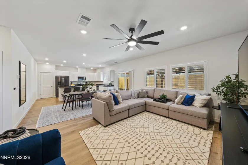 7754 Wandering, Reno, Nevada 89506, 4 Bedrooms Bedrooms, ,3 BathroomsBathrooms,Residential,Residential,Wandering,0,260009252
