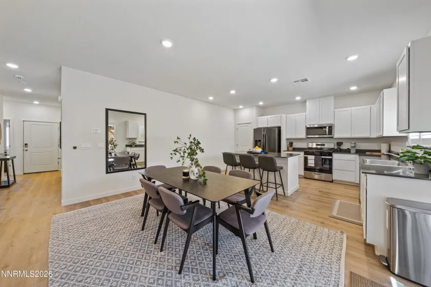 7754 Wandering, Reno, Nevada 89506, 4 Bedrooms Bedrooms, ,3 BathroomsBathrooms,Residential,Residential,Wandering,0,260009252
