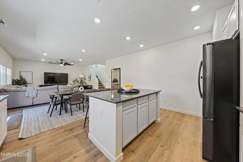 7754 Wandering, Reno, Nevada 89506, 4 Bedrooms Bedrooms, ,3 BathroomsBathrooms,Residential,Residential,Wandering,0,260009252