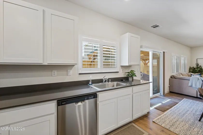 7754 Wandering, Reno, Nevada 89506, 4 Bedrooms Bedrooms, ,3 BathroomsBathrooms,Residential,Residential,Wandering,0,260009252