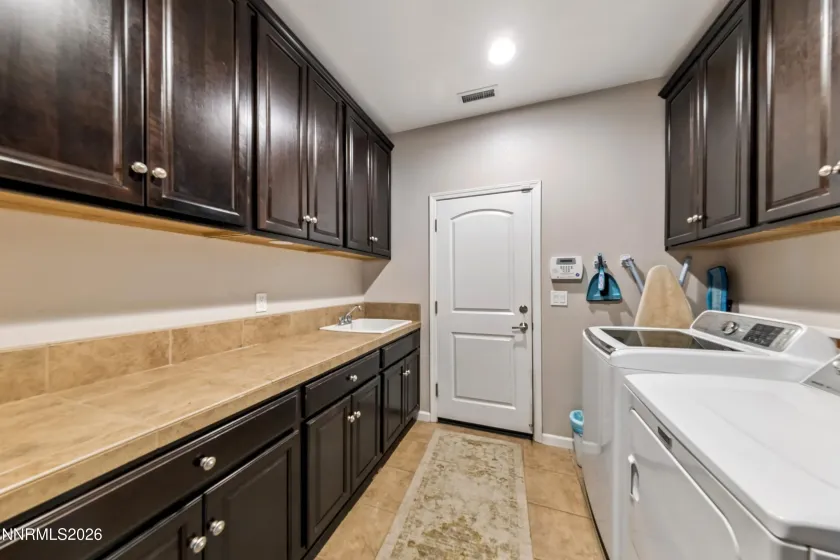 3575 Long, Minden, Nevada 89423, 3 Bedrooms Bedrooms, ,2 BathroomsBathrooms,Residential,Residential,Long,0,260009257
