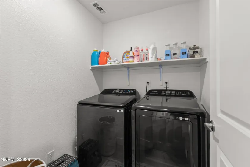 1868 Amazonite, Sparks, Nevada 89436, 4 Bedrooms Bedrooms, ,3 BathroomsBathrooms,Residential,Residential,Amazonite,0,260005626