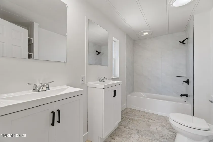 700 Thornbird, Fallon, Nevada 89406, 3 Bedrooms Bedrooms, ,2 BathroomsBathrooms,Residential,Residential,Thornbird,0,260009259