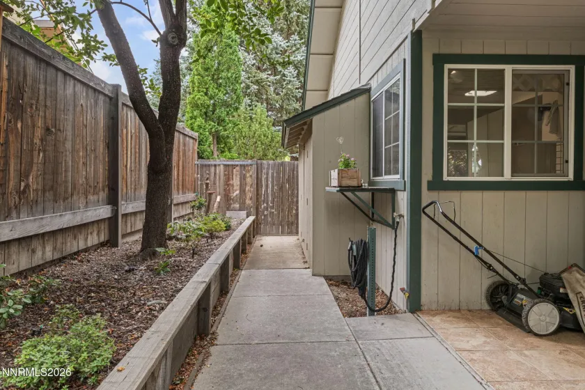 1165 Winnie, Carson City, Nevada 89703, 3 Bedrooms Bedrooms, ,2 BathroomsBathrooms,Residential,Residential,Winnie,0,260009265
