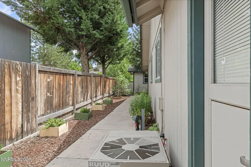 1165 Winnie, Carson City, Nevada 89703, 3 Bedrooms Bedrooms, ,2 BathroomsBathrooms,Residential,Residential,Winnie,0,260009265