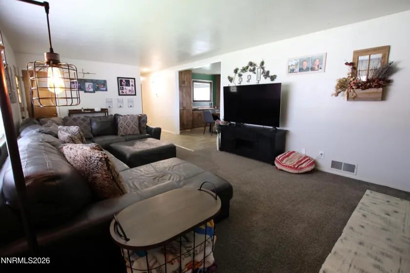 103 California, Yerington, Nevada 89447, 3 Bedrooms Bedrooms, ,2 BathroomsBathrooms,Residential,Residential,California,0,260009268