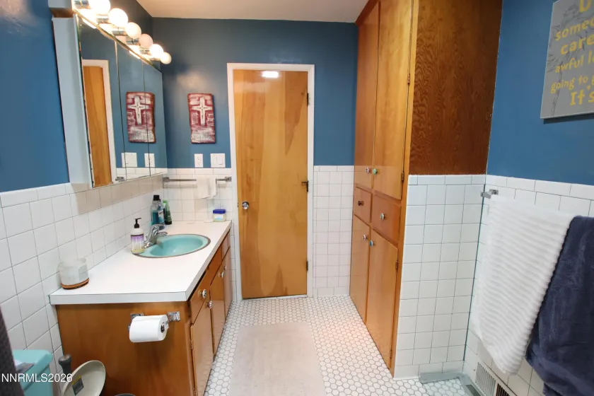 103 California, Yerington, Nevada 89447, 3 Bedrooms Bedrooms, ,2 BathroomsBathrooms,Residential,Residential,California,0,260009268