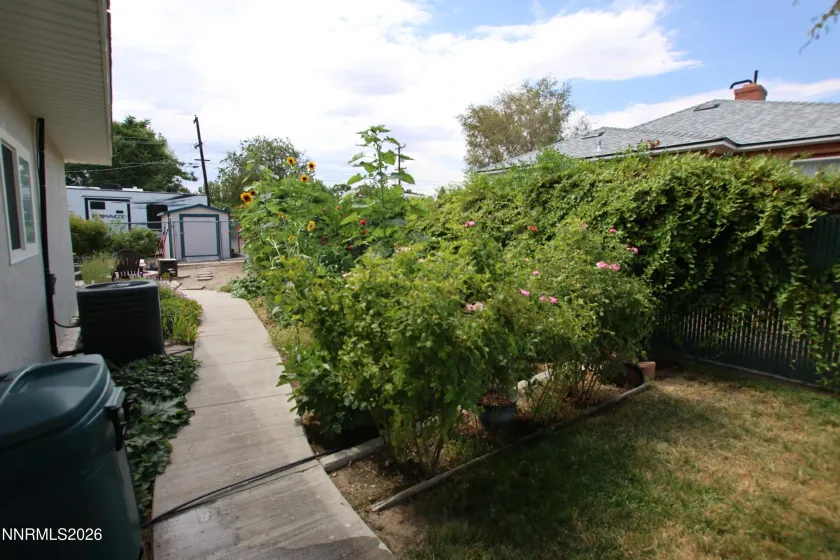 103 California, Yerington, Nevada 89447, 3 Bedrooms Bedrooms, ,2 BathroomsBathrooms,Residential,Residential,California,0,260009268