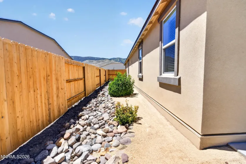 1429 Pickaxe, Carson City, Nevada 89703, 3 Bedrooms Bedrooms, ,3 BathroomsBathrooms,Residential,Residential,Pickaxe,0,260009272