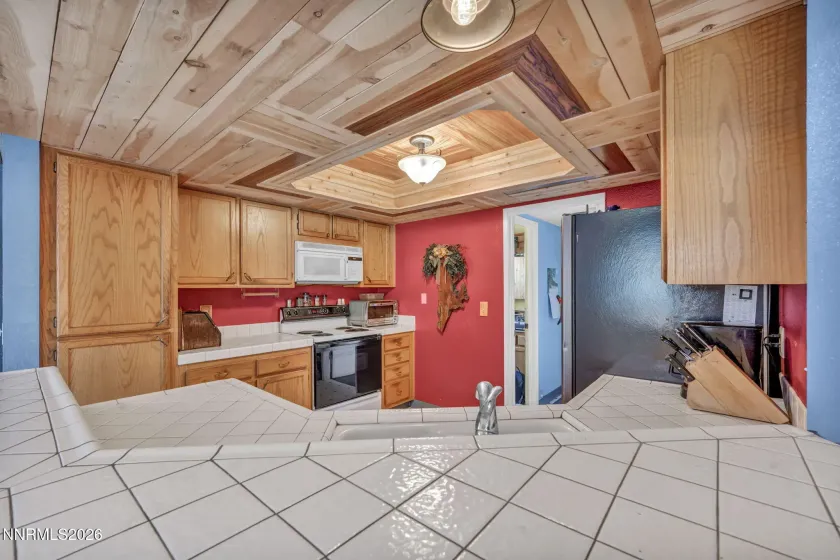 1286 Highgate, Sparks, Nevada 89434, 2 Bedrooms Bedrooms, ,3 BathroomsBathrooms,Residential,Residential,Highgate,0,260004678