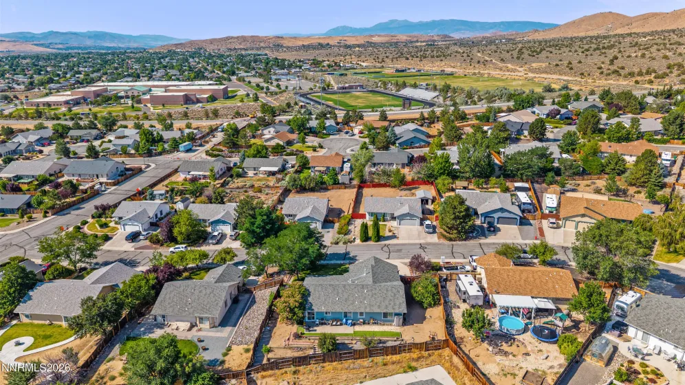 1347 Whooping Crane, Sparks, Nevada 89441, 3 Bedrooms Bedrooms, ,2 BathroomsBathrooms,Residential,Residential,Whooping Crane,0,260009281