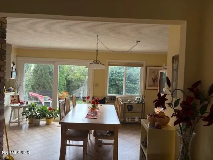 605 Ivy, Carson City, Nevada 89703, 3 Bedrooms Bedrooms, ,2 BathroomsBathrooms,Residential,Residential,Ivy,0,260009282