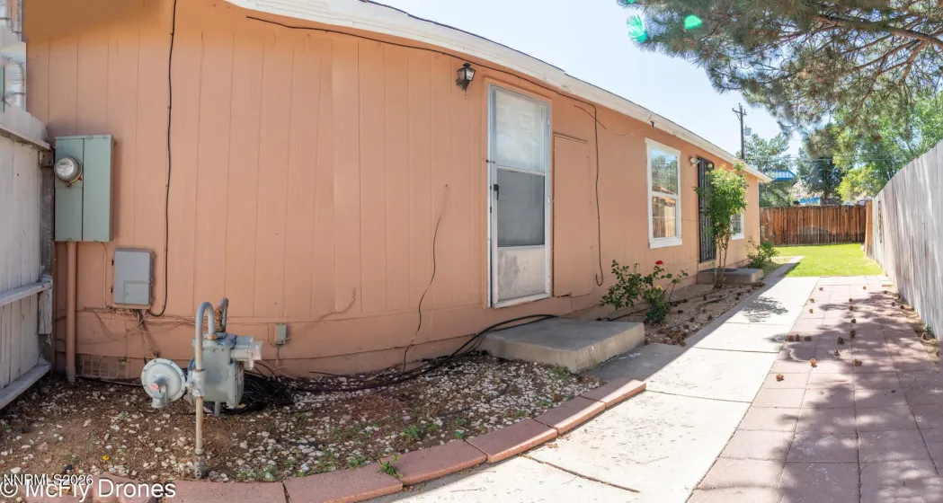125 Sugar Hill, Sun Valley, Nevada 89433, 3 Bedrooms Bedrooms, ,2 BathroomsBathrooms,Residential,Residential,Sugar Hill,0,260009289