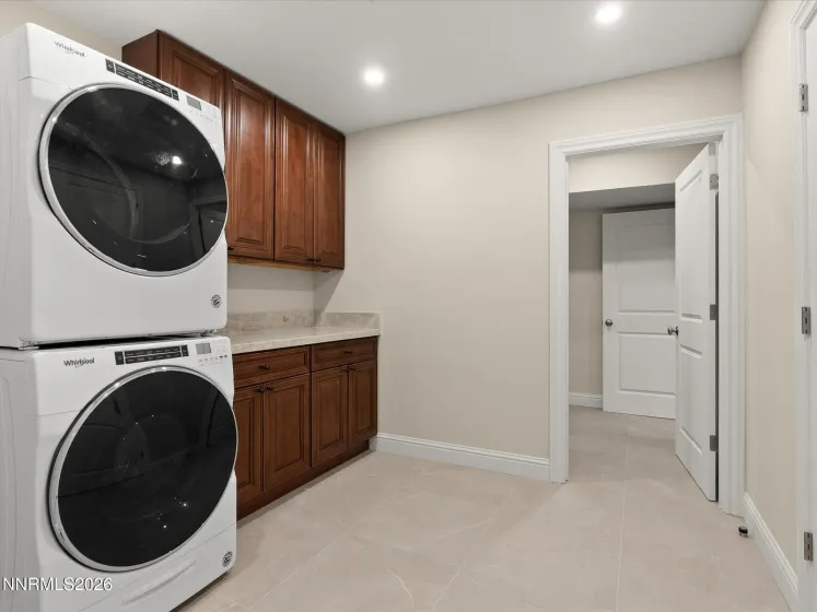 4040 Odile, Reno, Nevada 89511, 7 Bedrooms Bedrooms, ,7 BathroomsBathrooms,Residential,Residential,Odile,0,260009296
