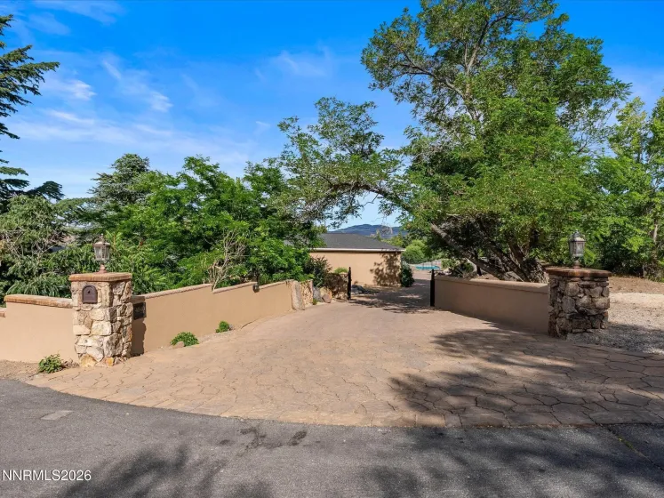 4040 Odile, Reno, Nevada 89511, 7 Bedrooms Bedrooms, ,7 BathroomsBathrooms,Residential,Residential,Odile,0,260009296