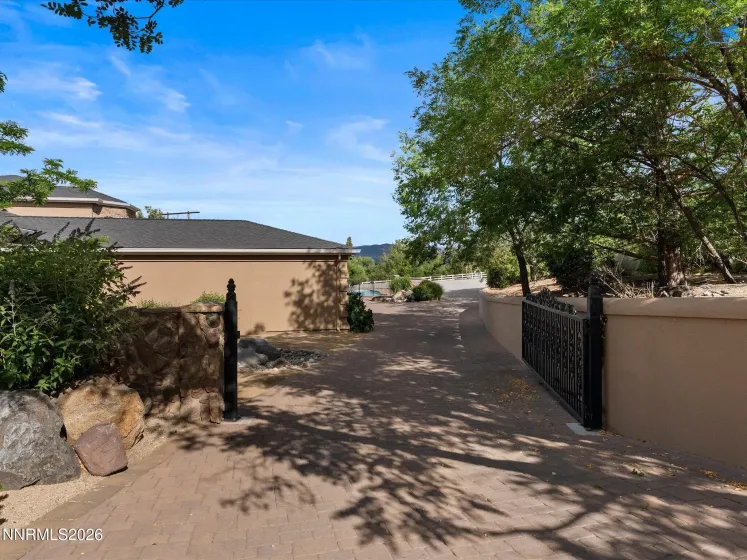 4040 Odile, Reno, Nevada 89511, 7 Bedrooms Bedrooms, ,7 BathroomsBathrooms,Residential,Residential,Odile,0,260009296