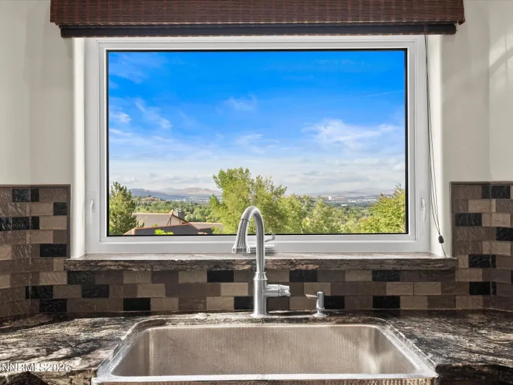 4040 Odile, Reno, Nevada 89511, 7 Bedrooms Bedrooms, ,7 BathroomsBathrooms,Residential,Residential,Odile,0,260009296