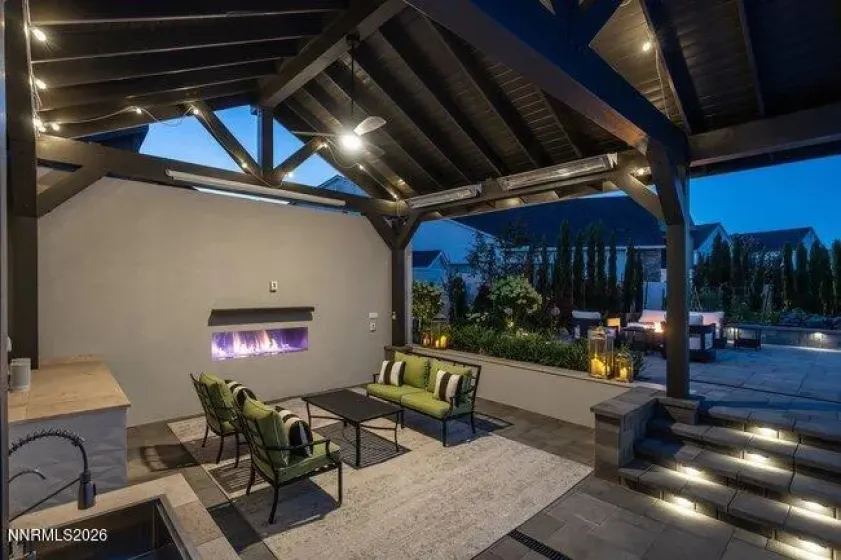 210 Criollo, Reno, Nevada 89511, 5 Bedrooms Bedrooms, ,6 BathroomsBathrooms,Residential,Residential,Criollo,0,260009297